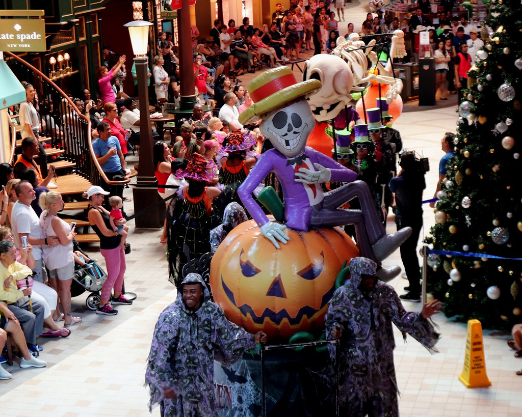 Halloween at Sea: How to Cruise Like a Pro on Spooky Sailings